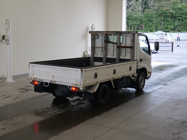 TOYOTA (lot vt-8-6558-1722)