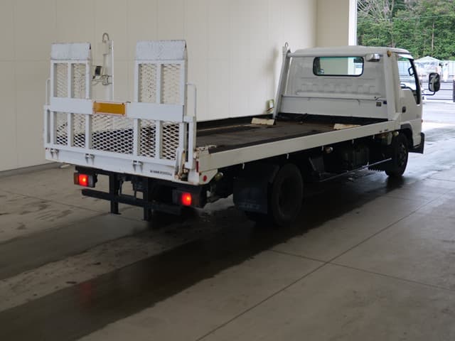 ISUZU (lot vt-8-6558-1735)
