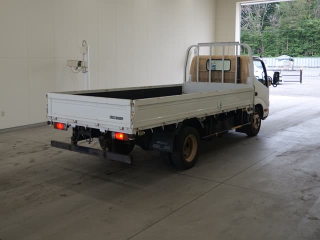 TOYOTA (lot vt-8-6558-1796)