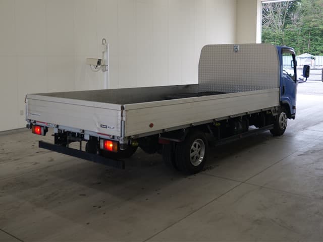 ISUZU (lot vt-8-6558-1816)