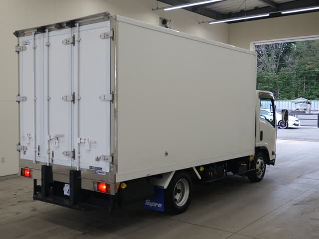 ISUZU (lot vt-8-6558-1866)