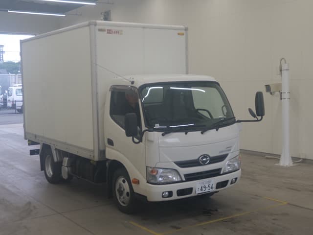 HINO (lot vt-8-6558-1920)
