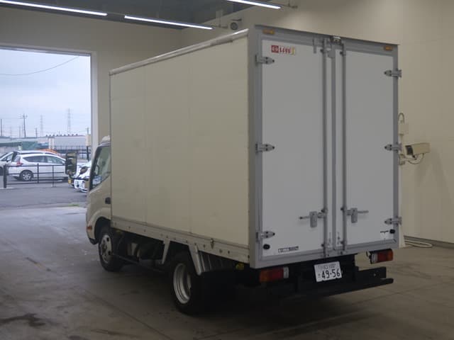 HINO (lot vt-8-6558-1920)
