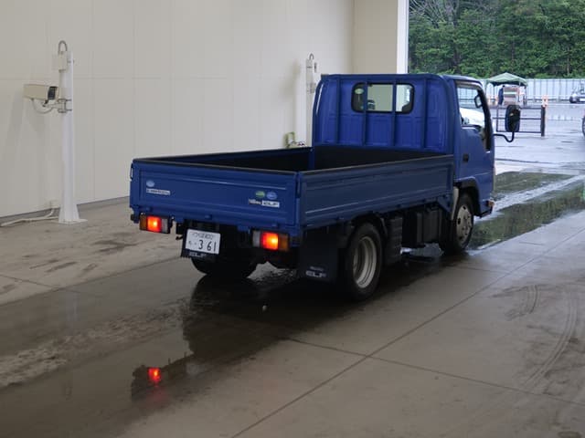 ISUZU (lot vt-8-6558-2016)