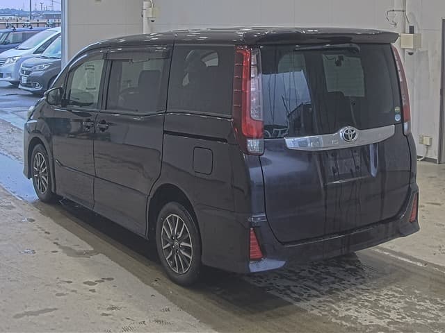 TOYOTA (lot vt-8-6558-20377)