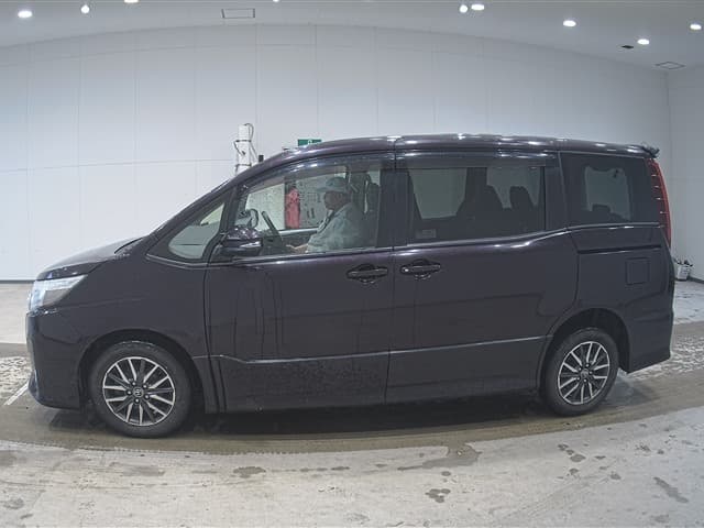 TOYOTA (lot vt-8-6558-20377)
