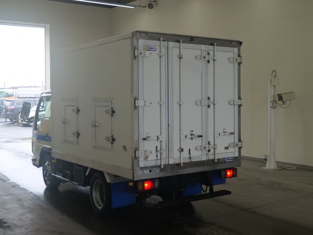 ISUZU (lot vt-8-6558-2127)