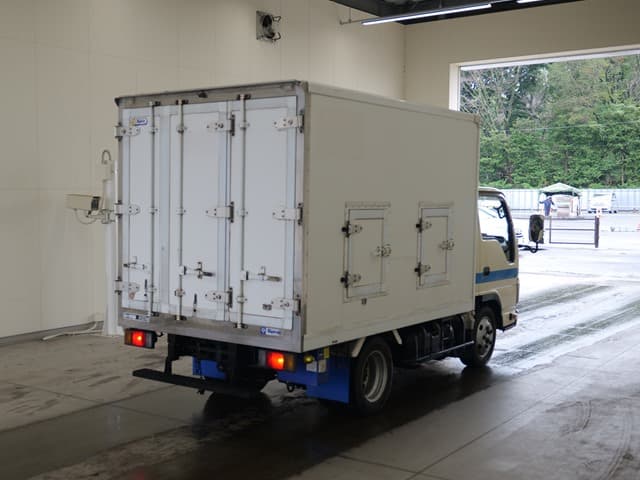 ISUZU (lot vt-8-6558-2127)