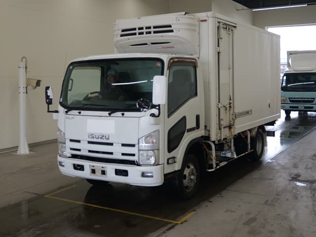 ISUZU (lot vt-8-6558-2170)