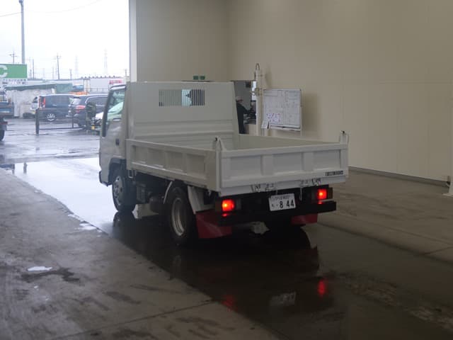 ISUZU (lot vt-8-6558-2207)