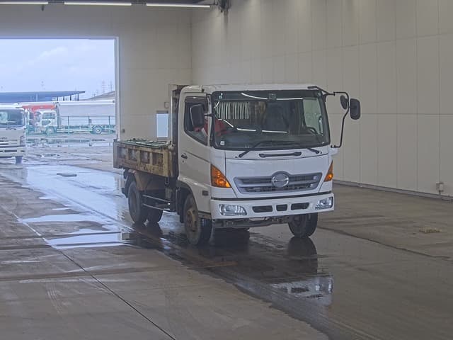 HINO (lot vt-8-6558-3482)