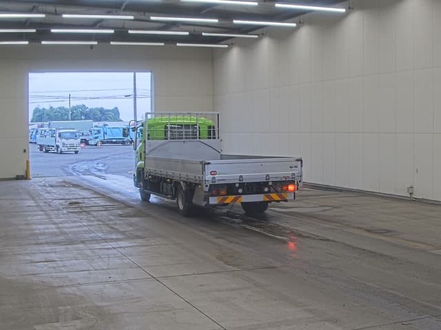 ISUZU (lot vt-8-6558-3601)