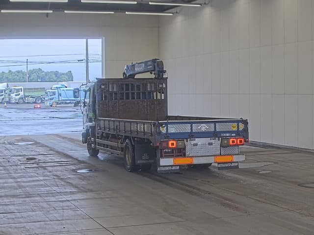 ISUZU (lot vt-8-6558-4430)