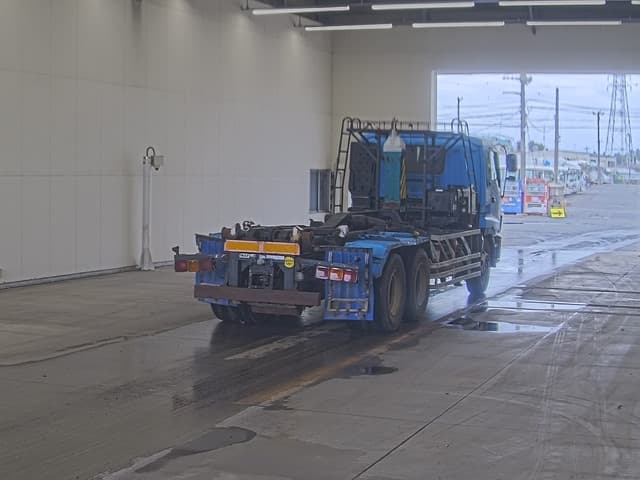 ISUZU (lot vt-8-6558-4528)