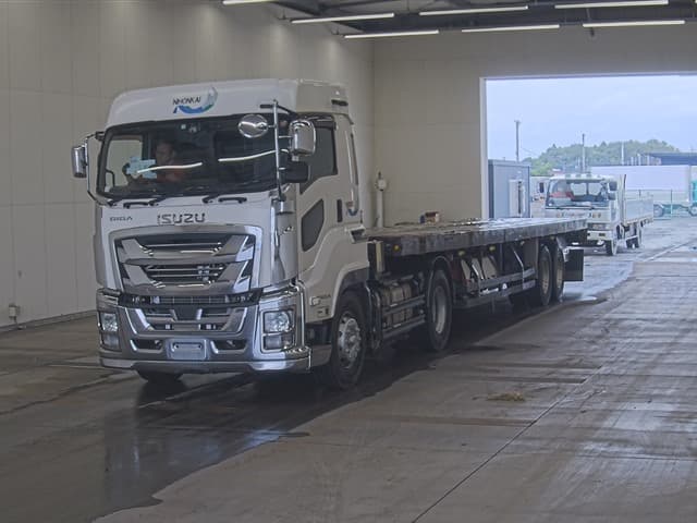 ISUZU (lot vt-8-6558-4539)