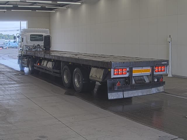 ISUZU (lot vt-8-6558-4539)