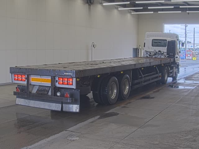 ISUZU (lot vt-8-6558-4539)