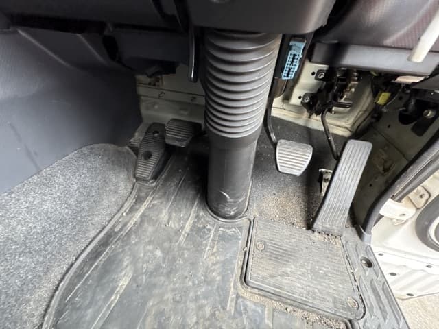 ISUZU (lot vt-8-6558-4539)