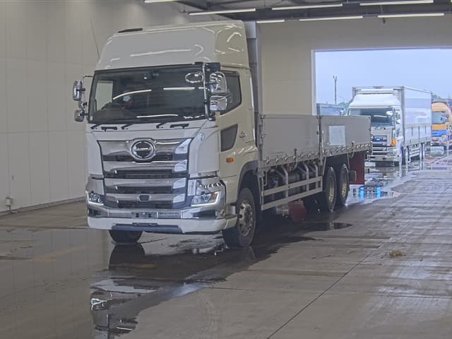 HINO (lot vt-8-6558-4727)
