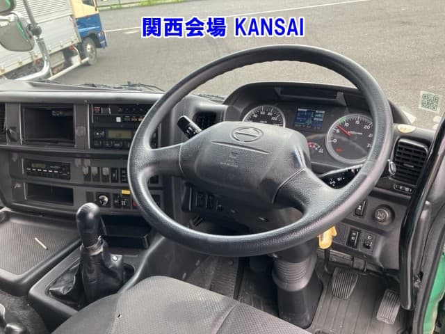HINO (lot vt-8-6558-53015)