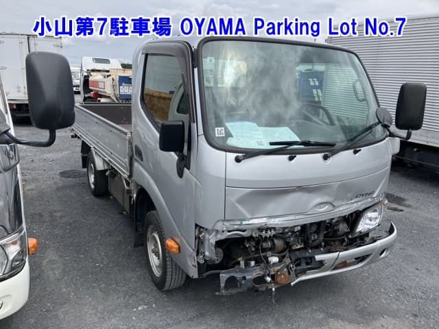 TOYOTA (lot vt-8-6558-82214)