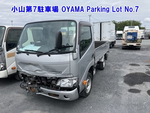 TOYOTA (lot vt-8-6558-82214)