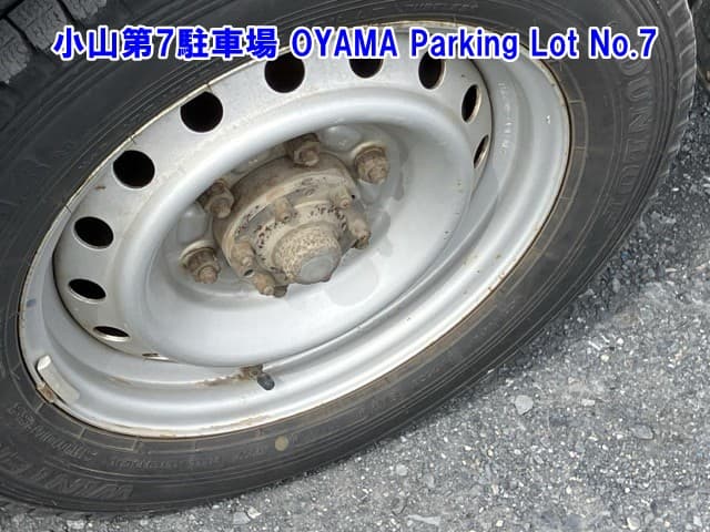 TOYOTA (lot vt-8-6558-82214)