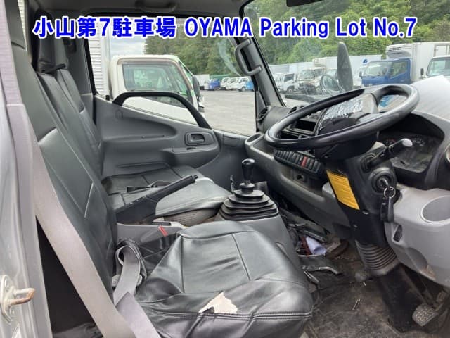TOYOTA (lot vt-8-6558-82214)